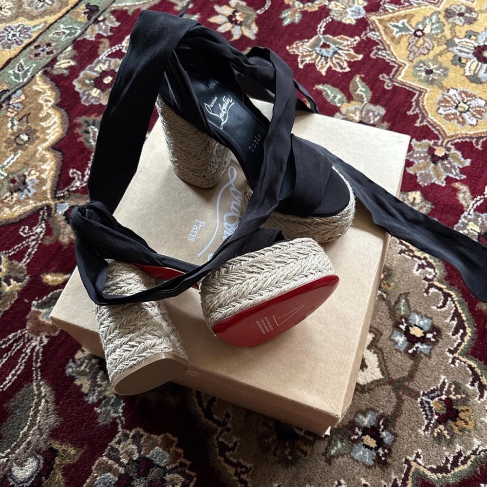 Christian Louboutin Black Mariza du
Desert 130 gabardine espadrille sandals